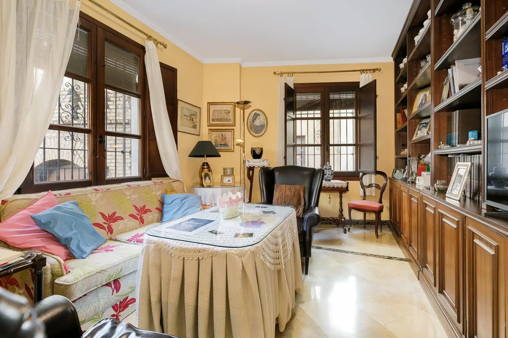 Casa aparellada amb terrassa en venda a Cuesta del Chapiz, imagen 4