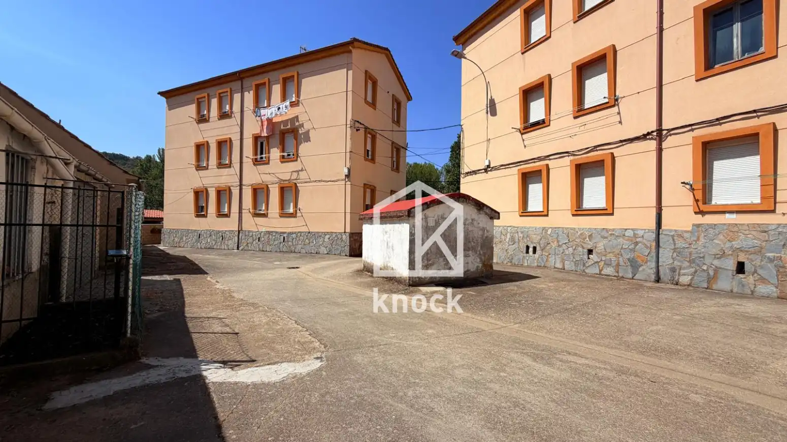 Aparcament de Pis en venda en Carrocera amb Calefacció, Parquet i Traster