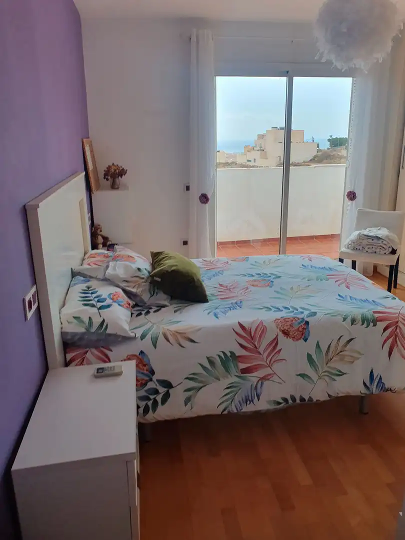 Habitación de Casa adosada de alquiler en Roquetas de Mar con Aire acondicionado, Calefacción y Parquet