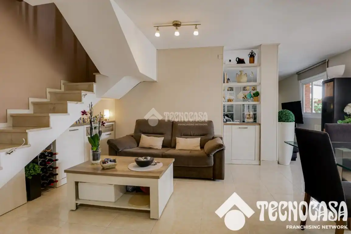 Sala de estar de Piso en venta en Vilassar de Mar con Aire acondicionado, Parquet y Terraza