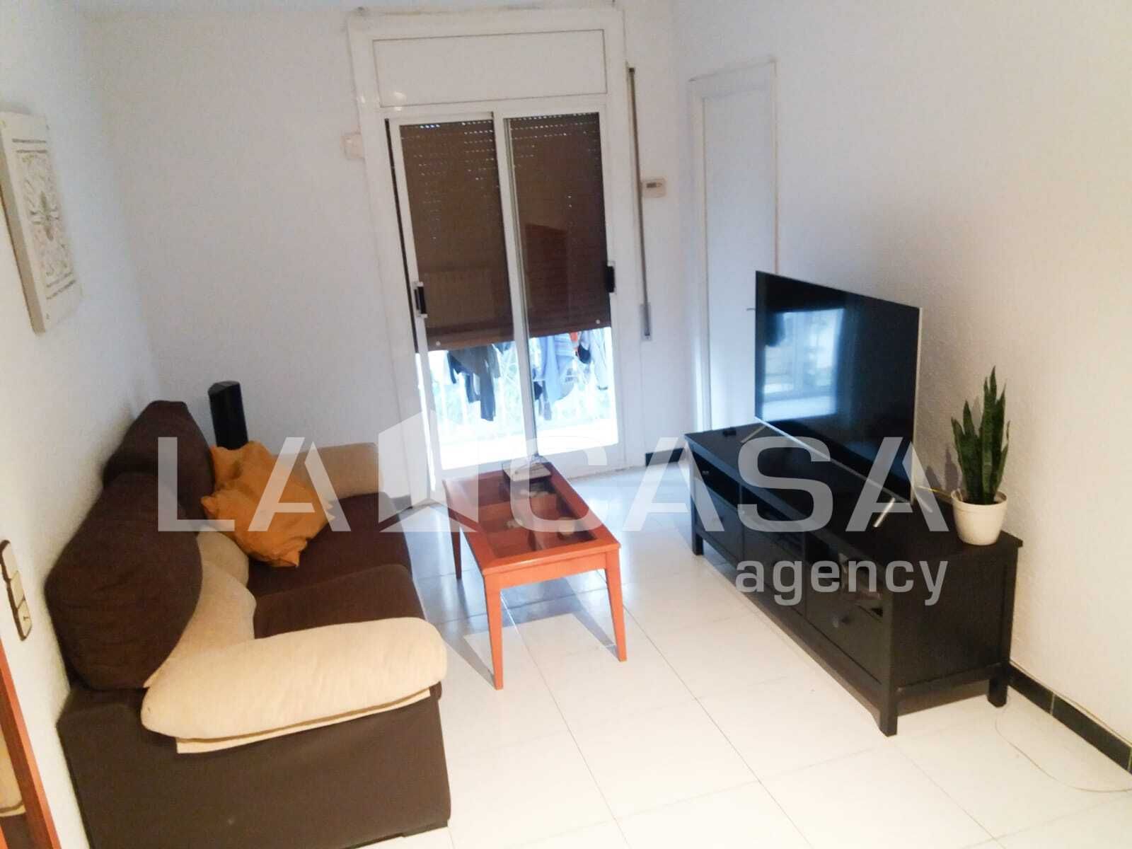 Sala de estar de Piso en venta en  Barcelona Capital con Balcón