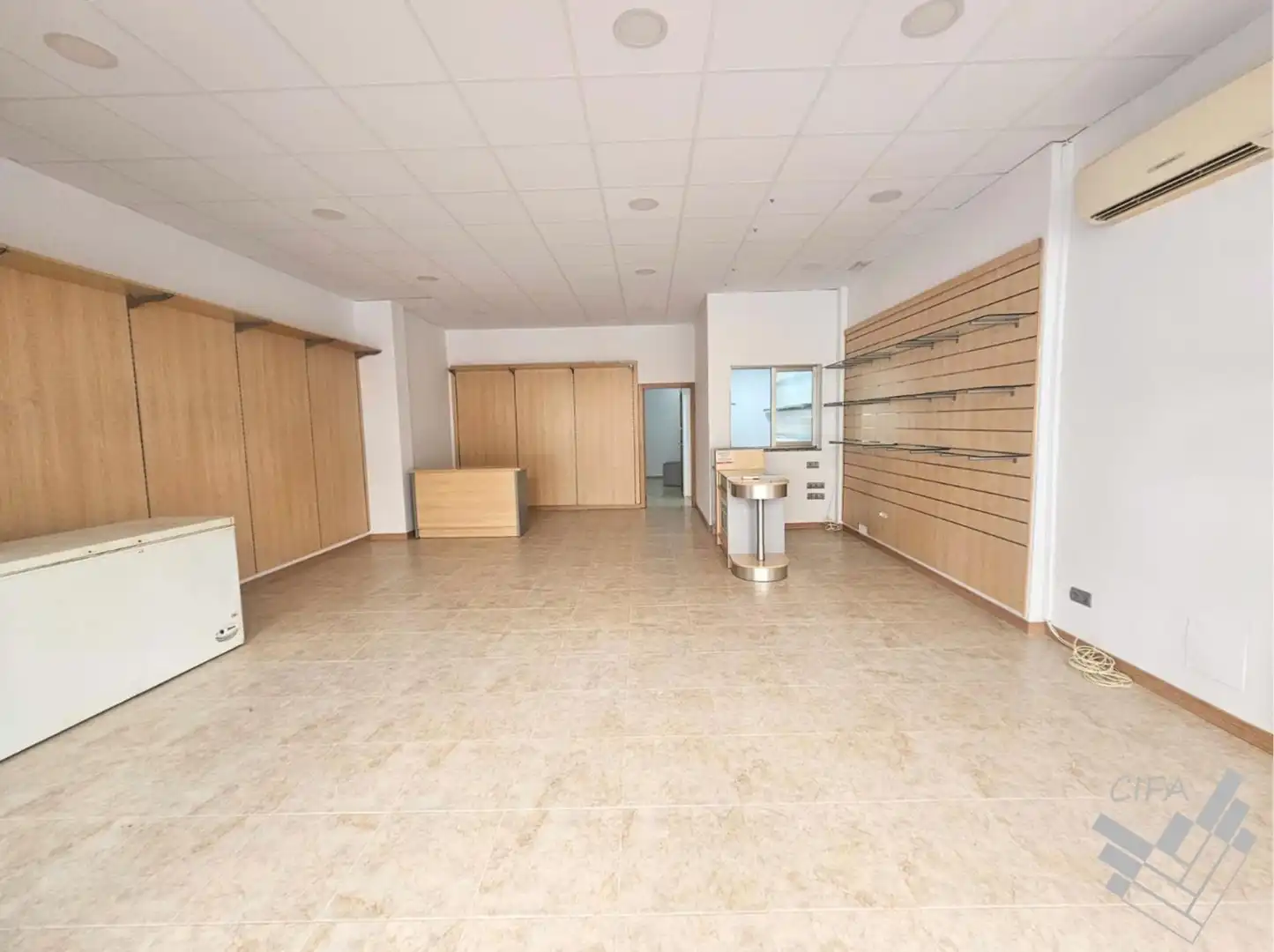 Commercial properties for sale in Benicarló  with Air Conditioner