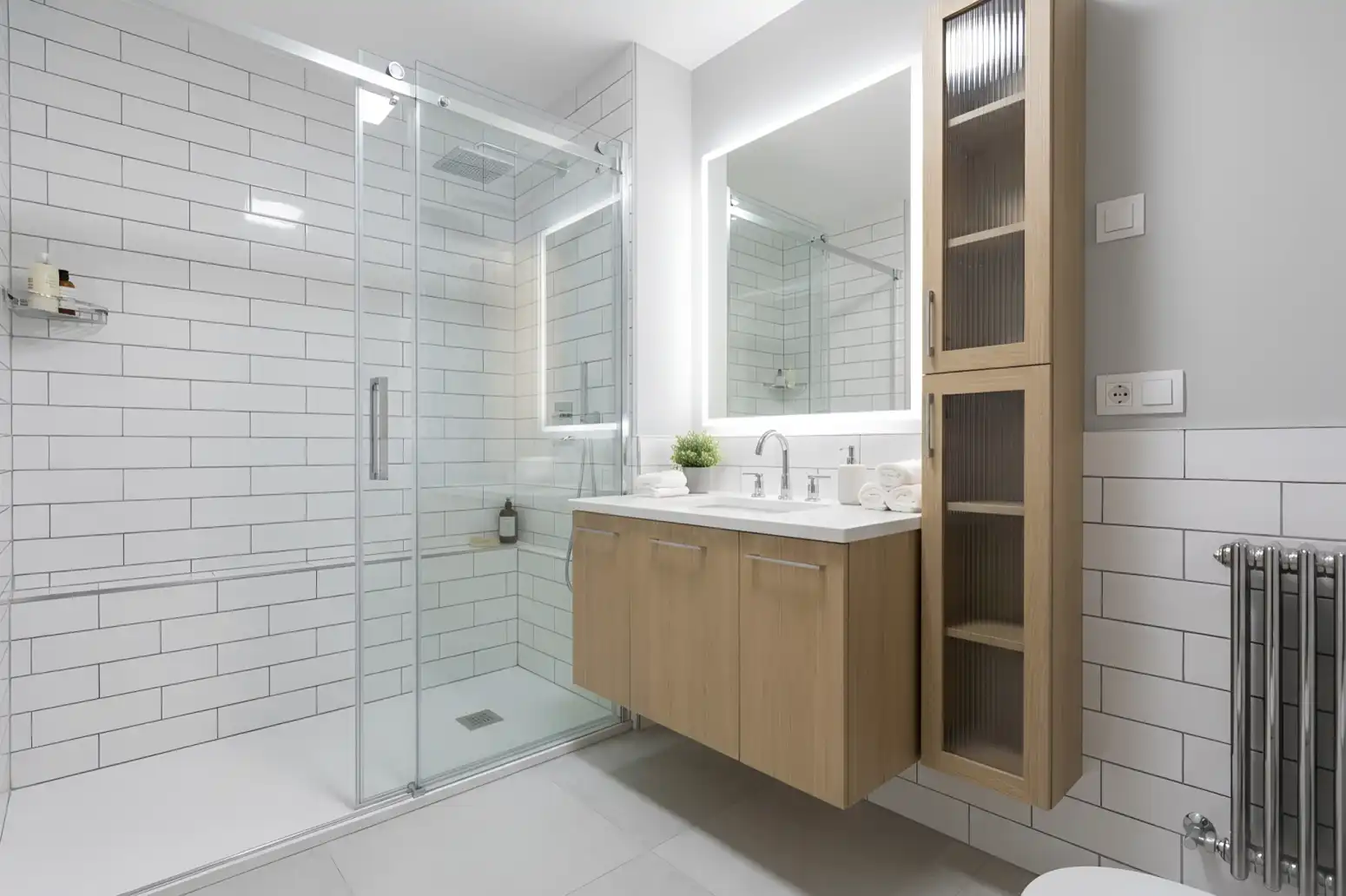 Badezimmer von Einfamilien-Reihenhaus zum Verkauf in Alcalá de Henares mit Heizung, Parkett und Schwimmbad