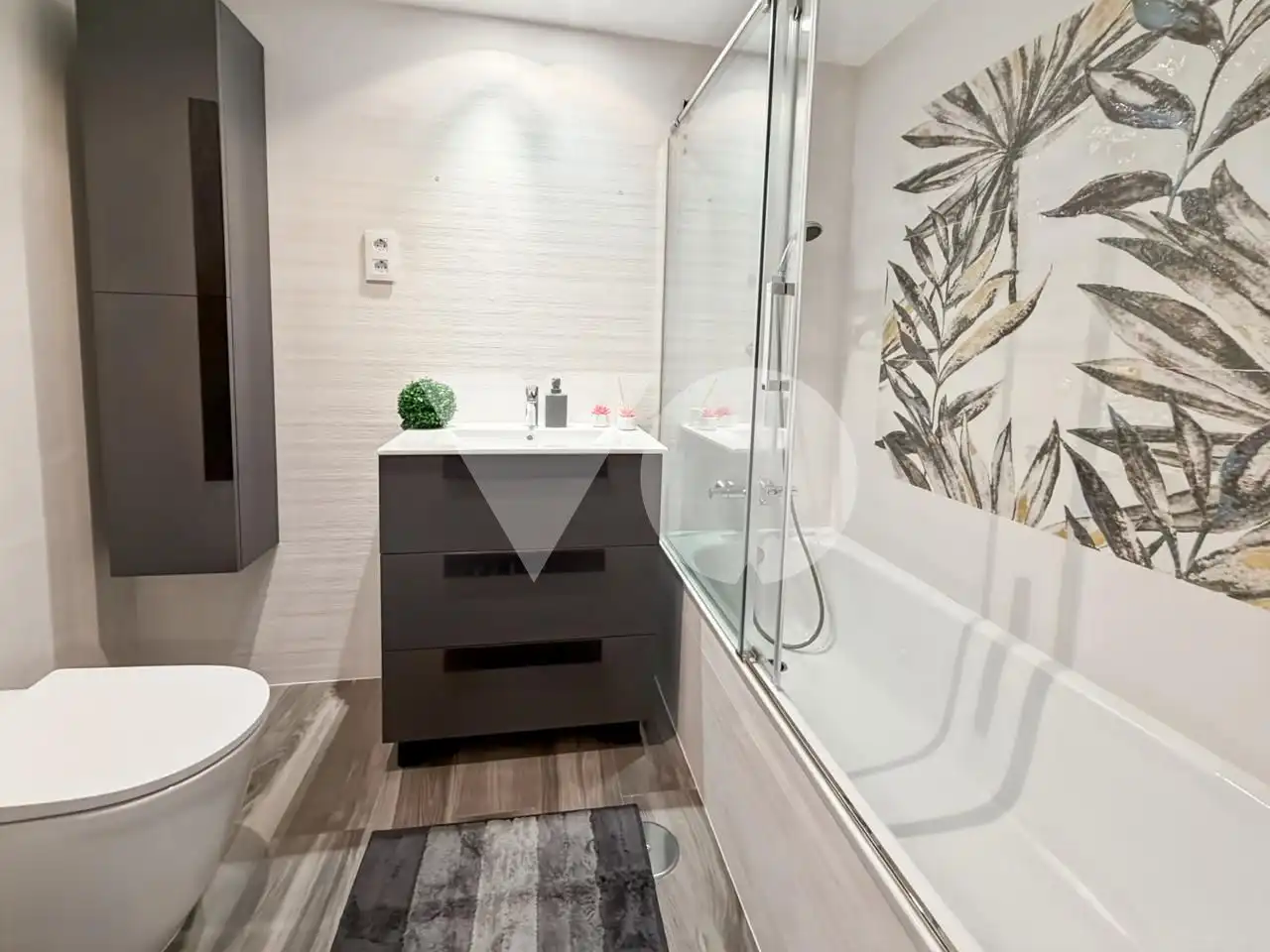 Baño de Piso en venta en Madrid con Calefacción, Parquet y Terraza