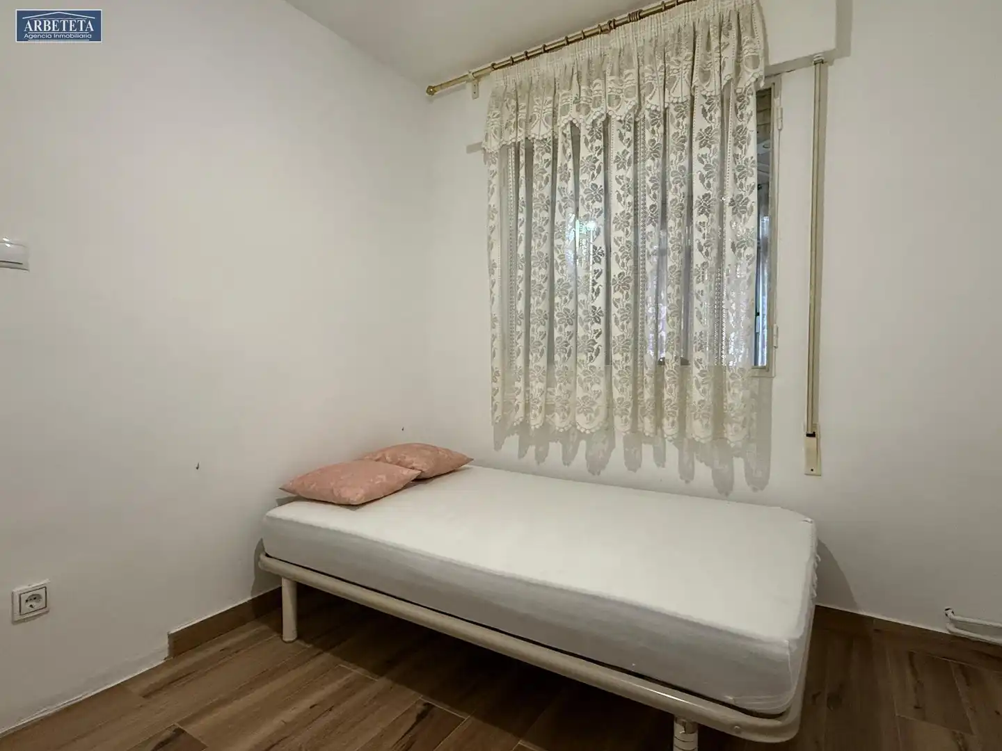 Bedroom of Flat for sale in Guadalajara  with Heating