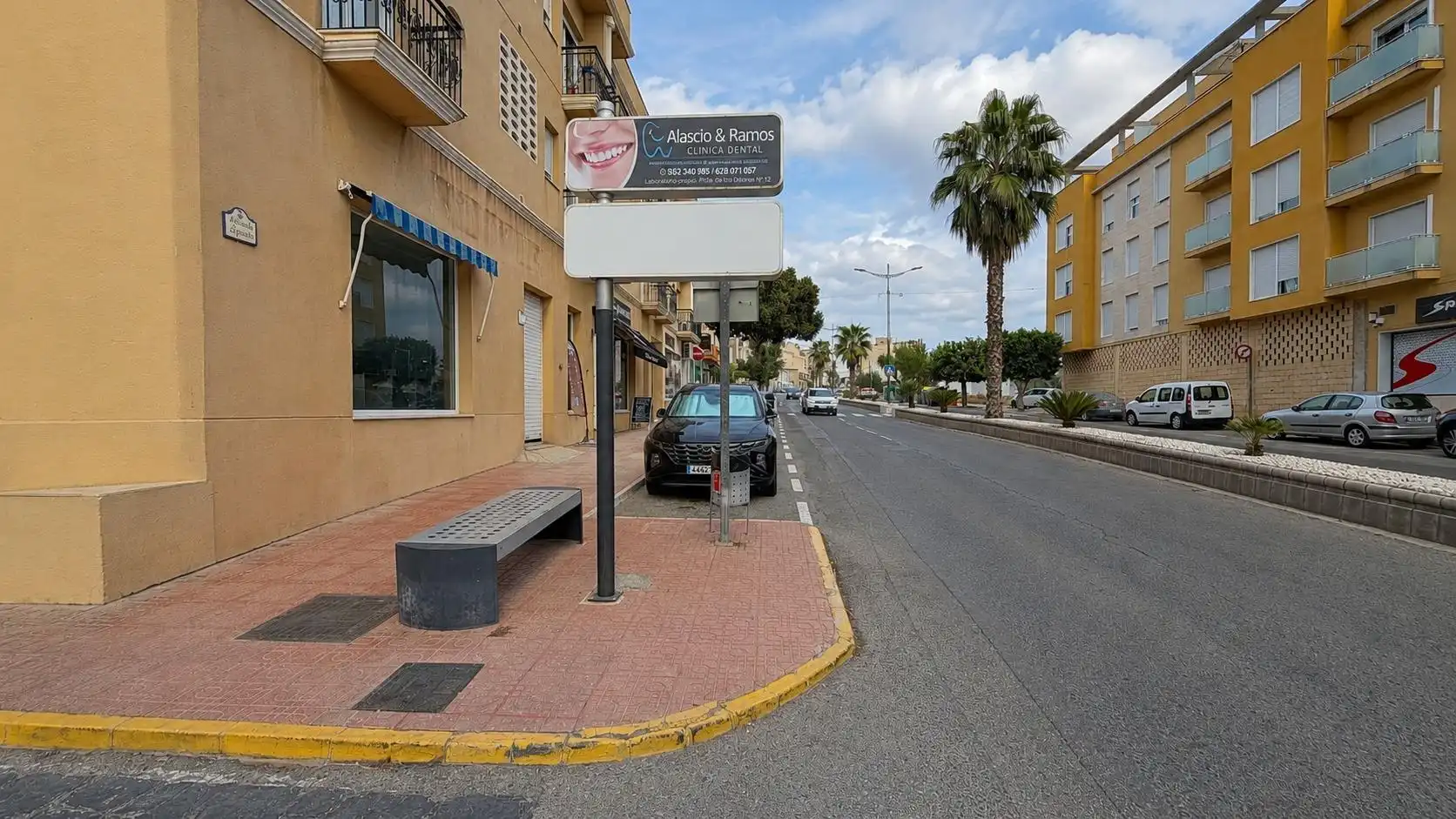 Commercial properties for sale in Avenida De Lepanto , 2, Cortes - Huertas