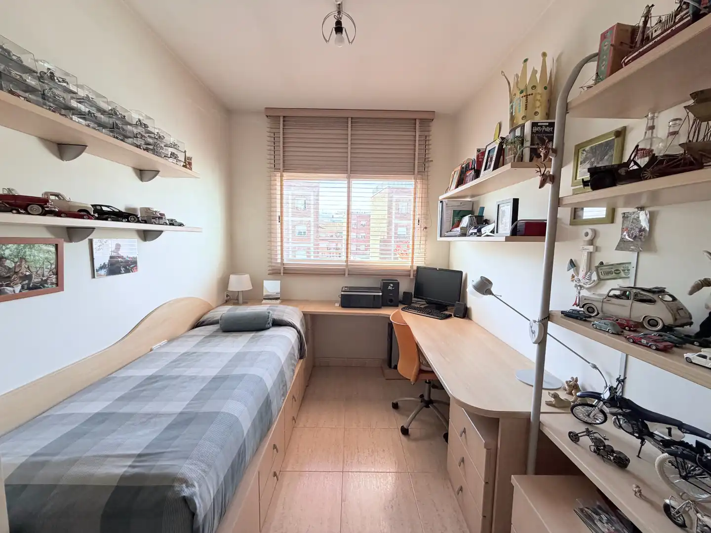 Habitación de Ático en venta en Barcelona con Aire acondicionado, Calefacción y Parquet