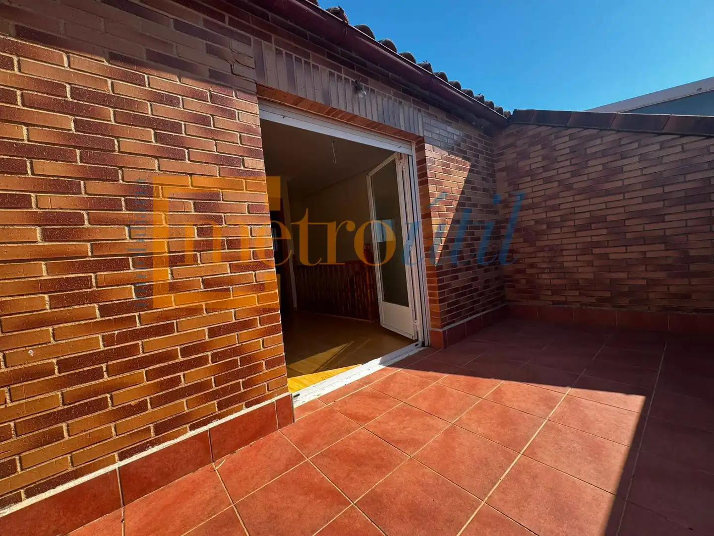 Terrassa de Casa adosada en venda en Galindo y Perahuy amb Calefacció, Jardí privat i Parquet