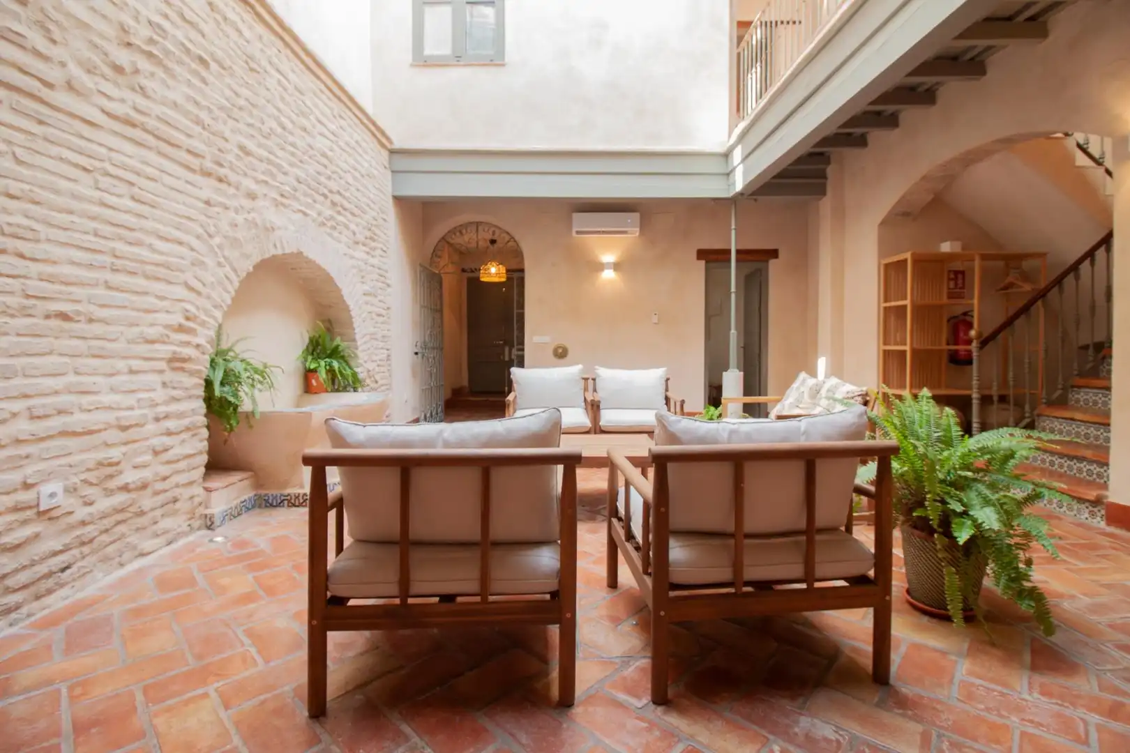 Terrassa de Casa o xalet en venda en Sevilla amb Aire condicionat, Calefacció i Moblat