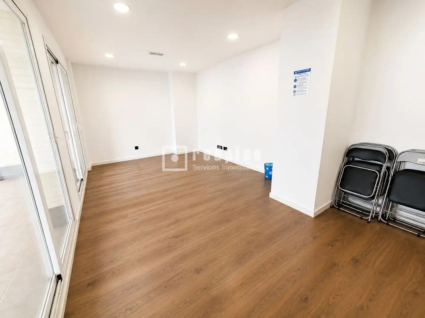 Wohnung zur Miete in Madrid mit Heizung, Privatgarten und Abstellraum