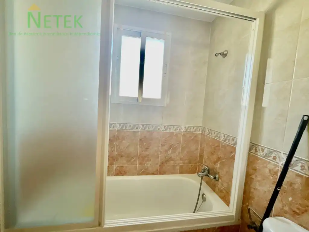 Bathroom of Duplexes for sale in Murcia