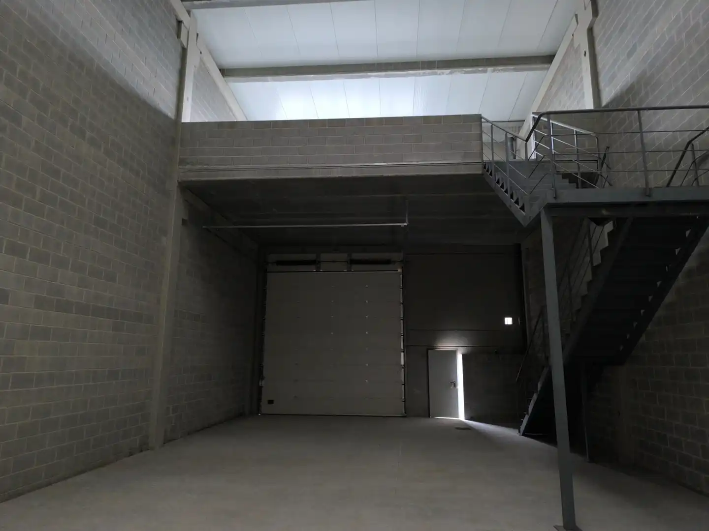 Industrial buildings for rent in Zaragoza  with Alarm
