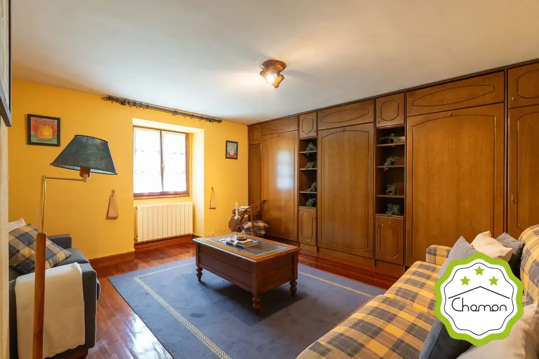 Wohnzimmer von Country house zum Verkauf in Aulesti mit Heizung und Abstellraum