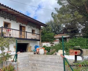 Exterior view of Single-family semi-detached for sale in Bárcena de Cicero  with Terrace and Balcony