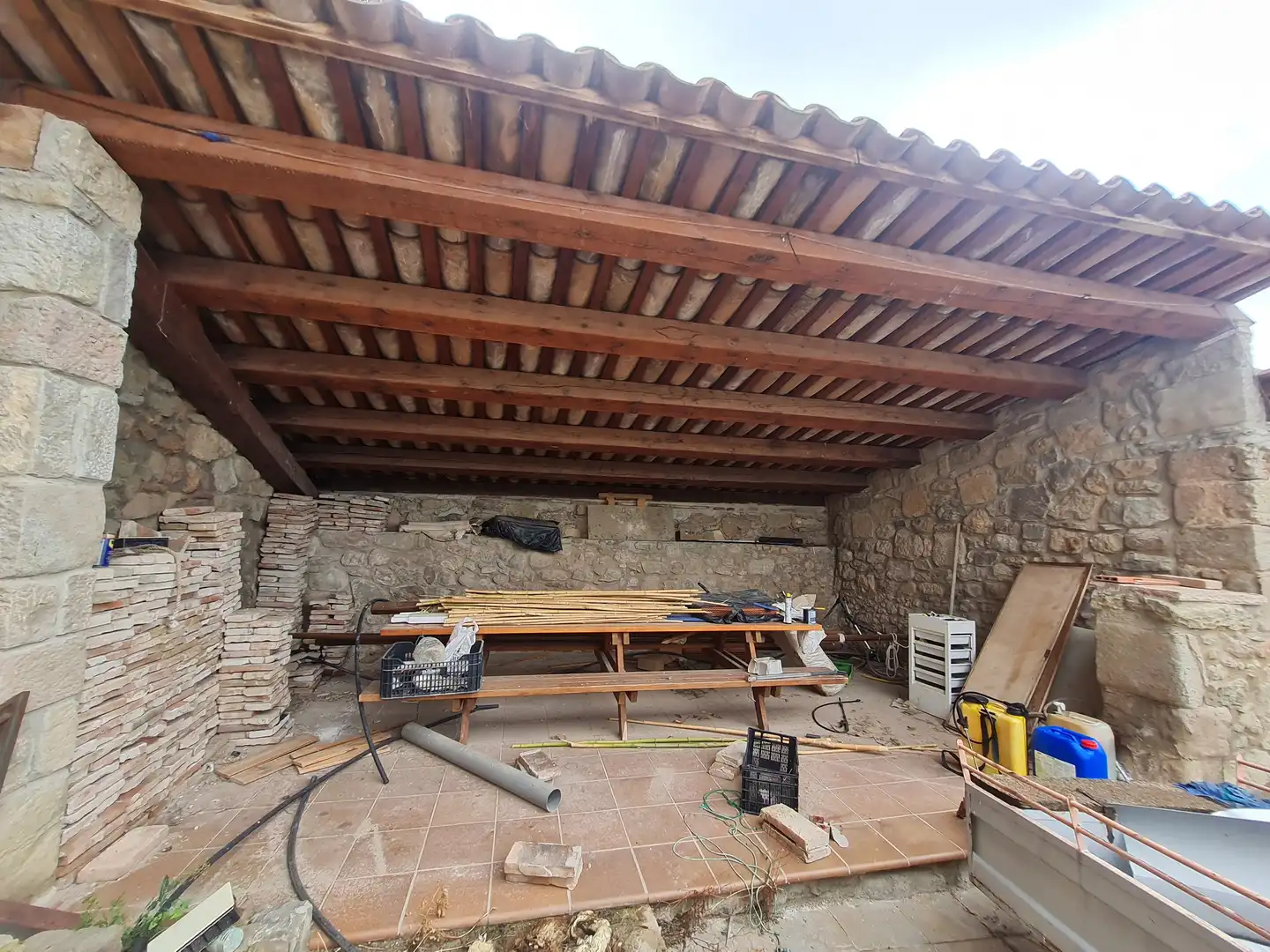 Country homes for sale in Olvan