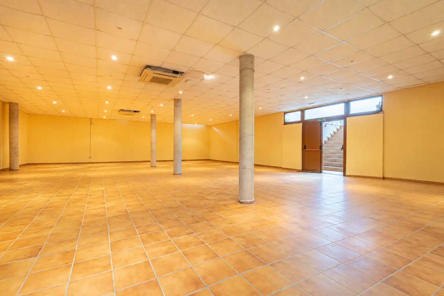 Locale commerciale in affitto a Calle Antonio Lasso, imagen 34