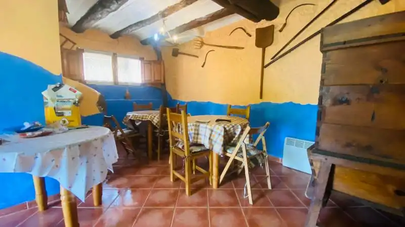 Finca rústica en venta en Villarluengo con Calefacción, Jardín privado y Terraza