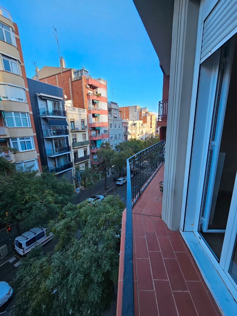 Flat to rent in Carrer de los Castillejos, El Baix Guinardó, Horta - Guinardó