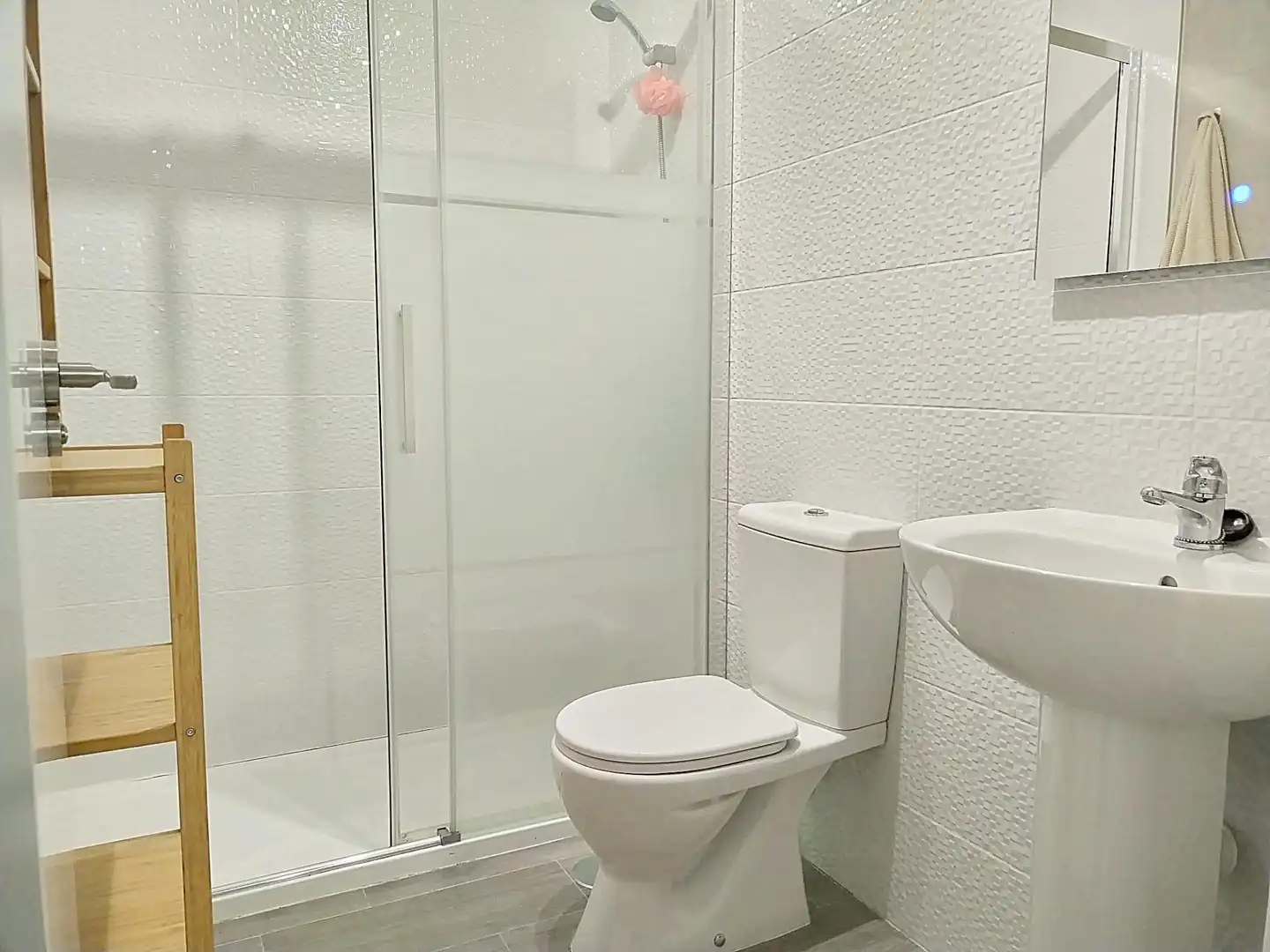 Bathroom of Flat for sale in Arganda del Rey  with Air Conditioner, Heating and Terrace