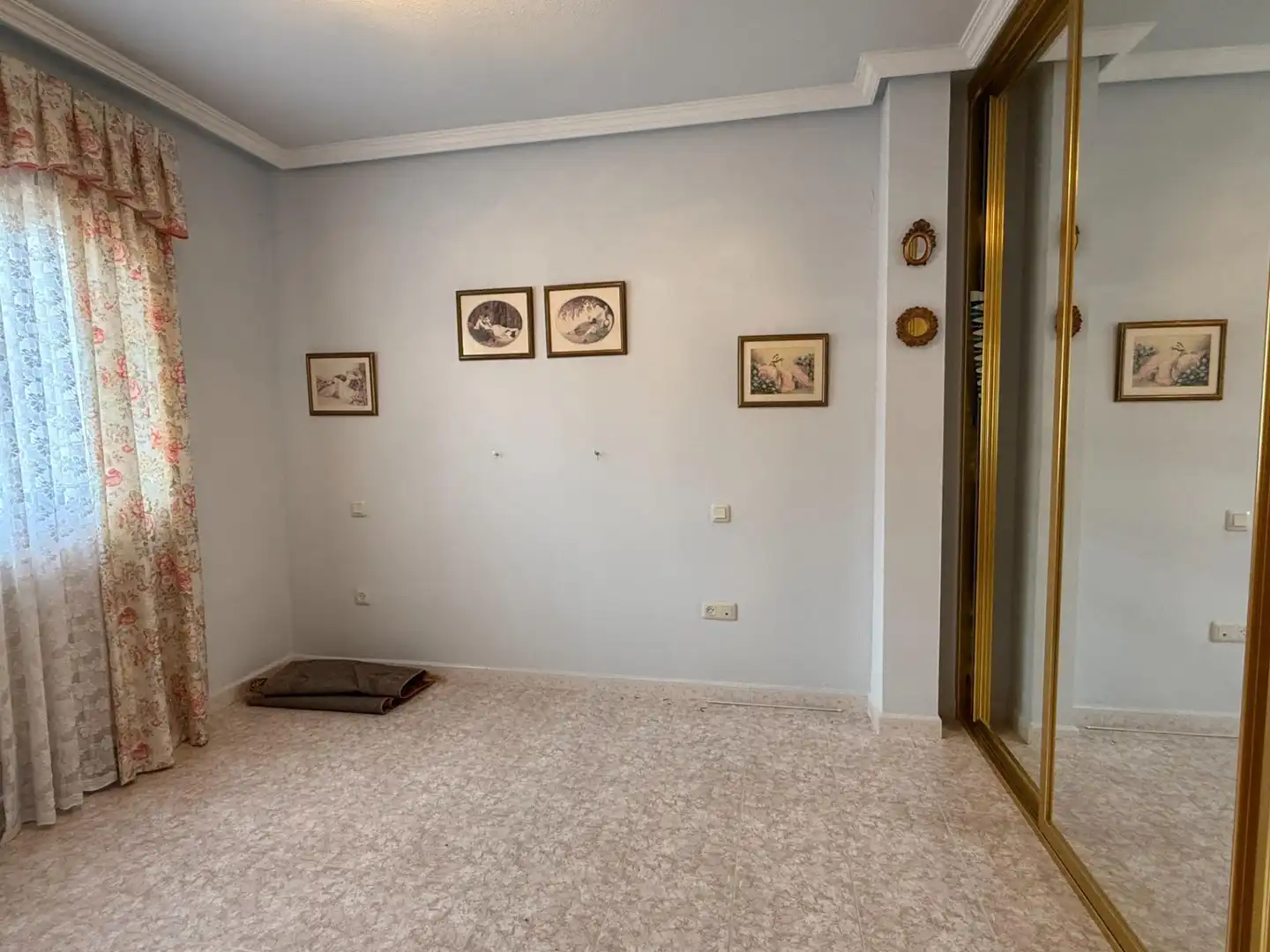 Casa adosada en venta en Torija con Jardín privado