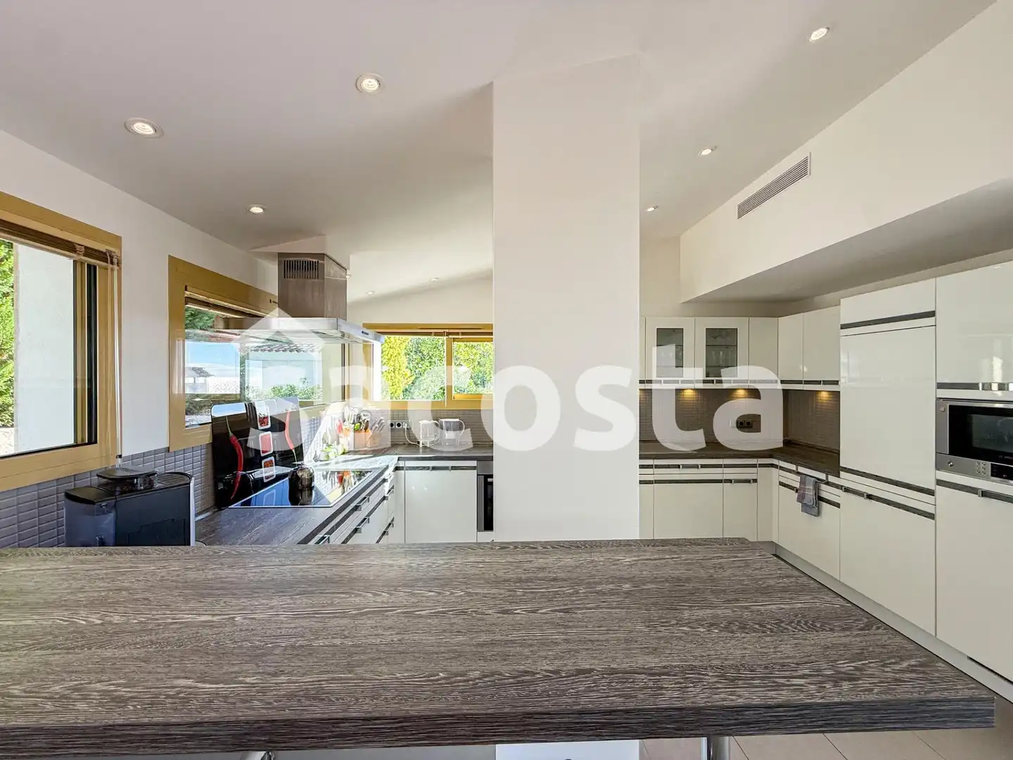 Cocina de Casa o chalet en venta en Blanes con Terraza, Piscina y Amueblado