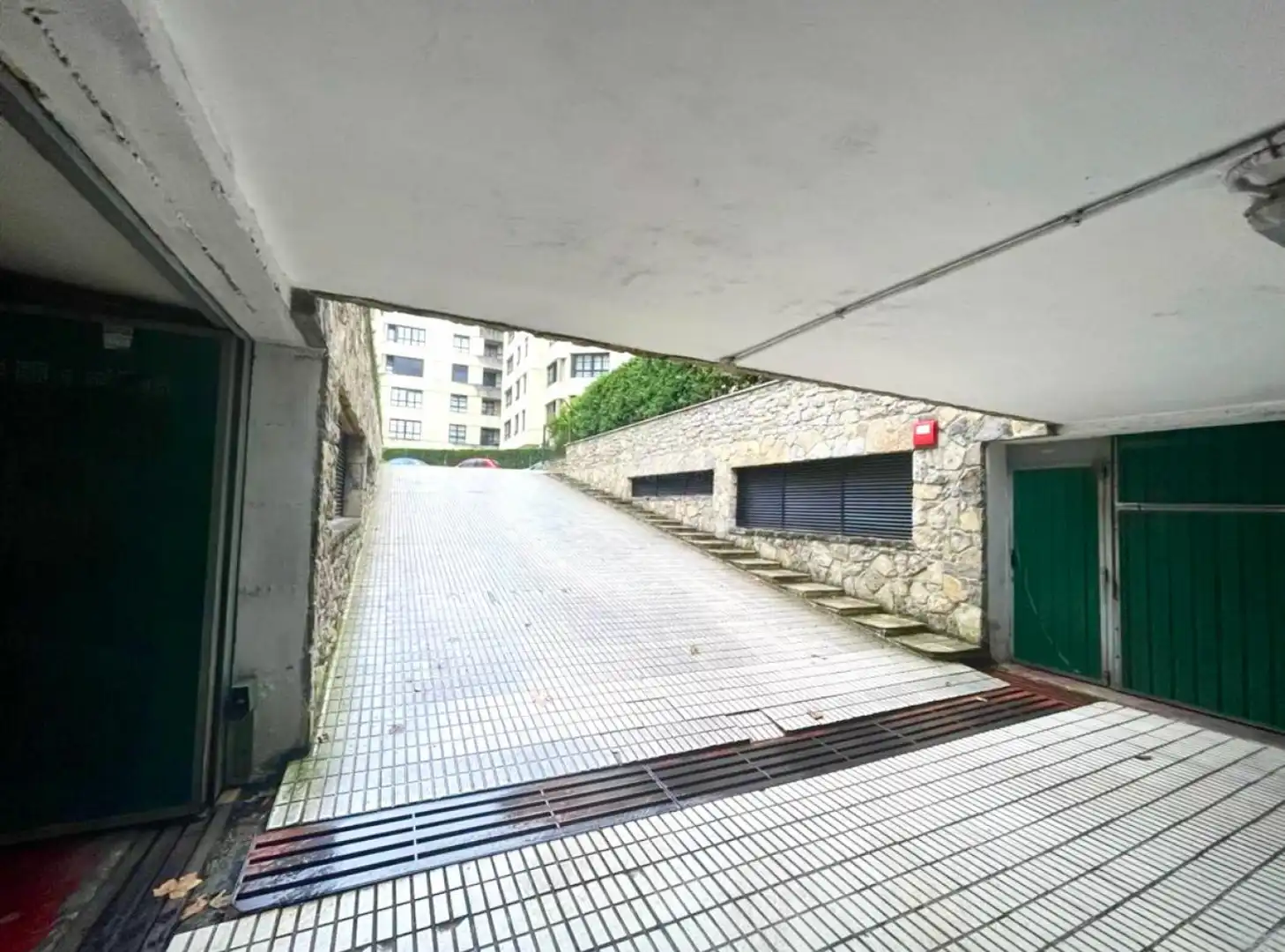 Aparcament de Garatge en venda en Gijón 