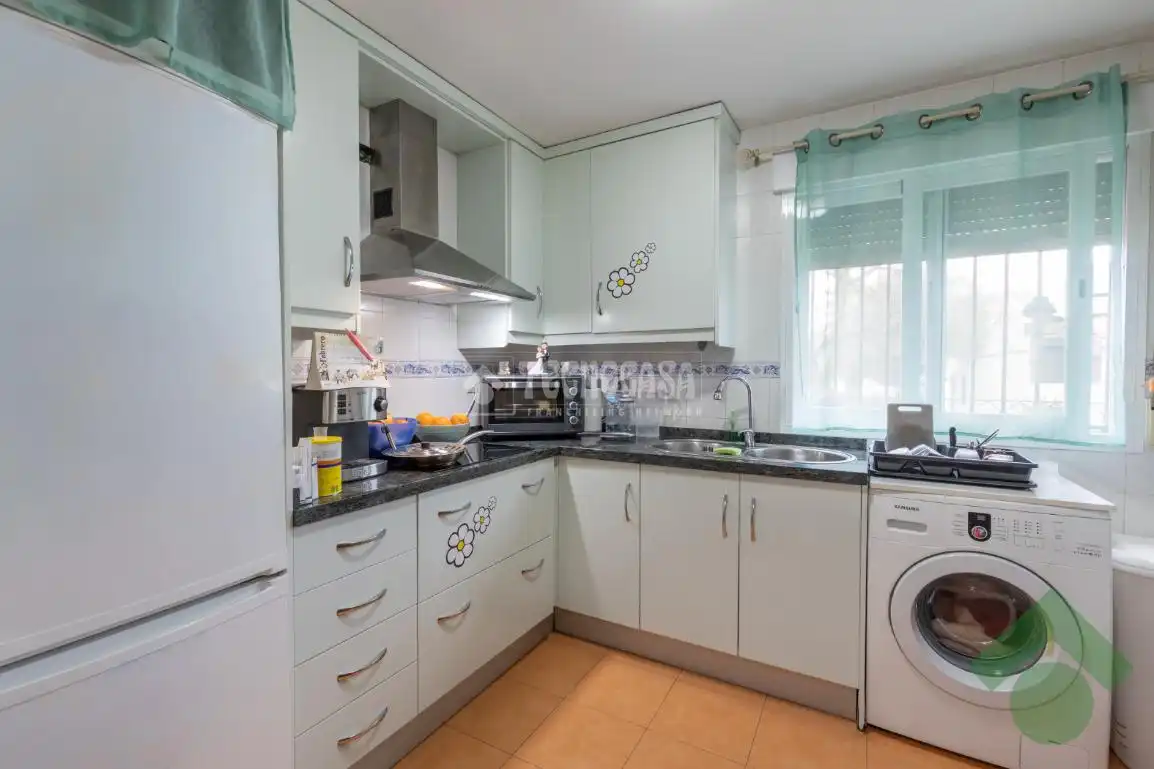 Cocina de Piso en venta en Albolote con Aire acondicionado, Calefacción y Terraza
