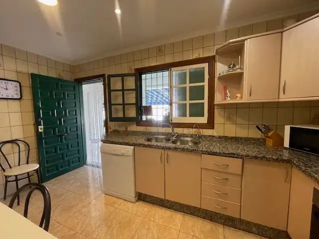 Kitchen of Houses for sale in Elche / Elx  with Air Conditioner, Heating and Terrace