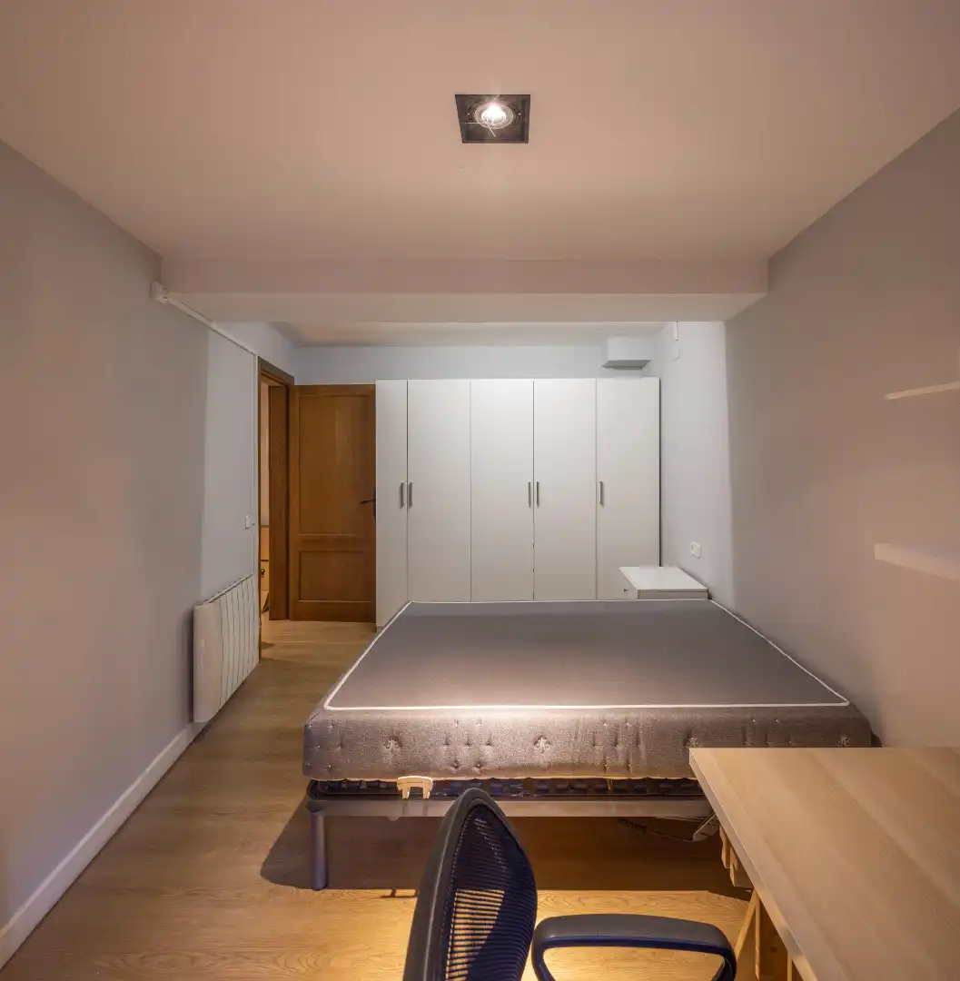 Habitación de Piso en venta en Berga con Calefacción, Amueblado y Horno
