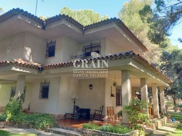 Xalet amb piscina en venda a Pedanías - Extrarradio