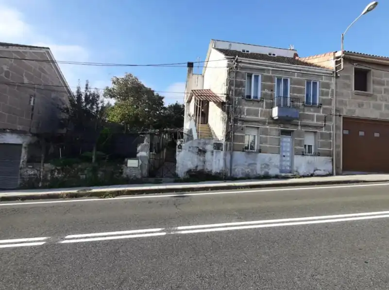 Houses for sale in Ourense Capital   with Private garden, Furnished and Balcony