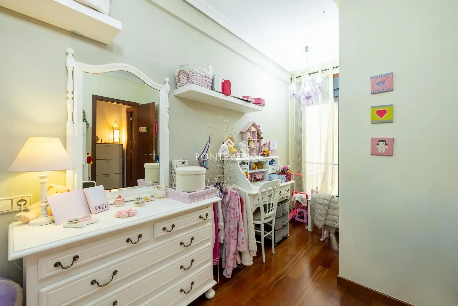 Schlafzimmer von Wohnung zum Verkauf in Vigo  mit Heizung, Terrasse und Abstellraum