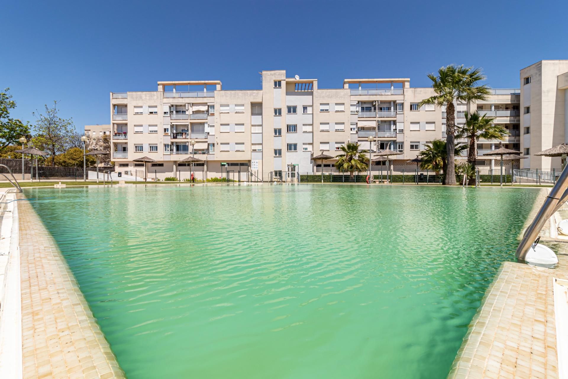 Piscina de Pis en venda en Jerez de la Frontera amb Terrassa i Piscina comunitària