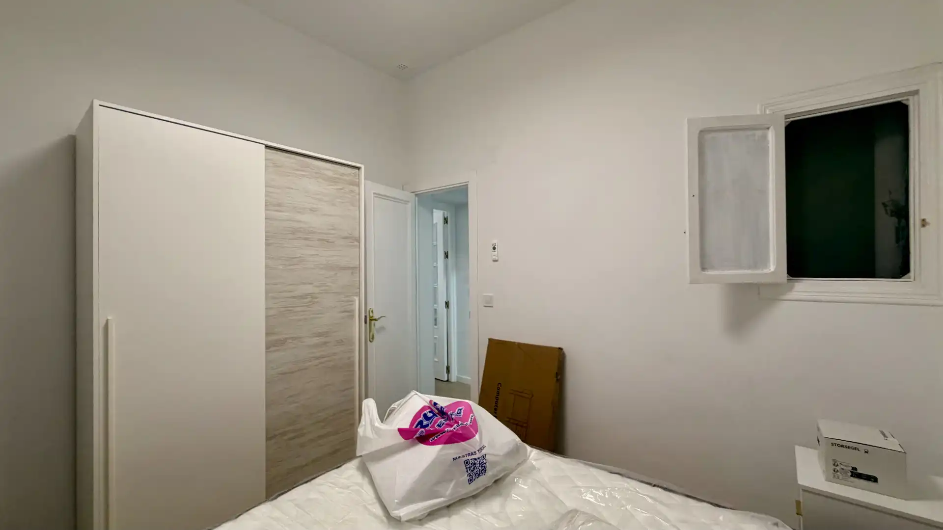 Appartamento con terrazza in affitto a Calle Sagasta, imagen 10