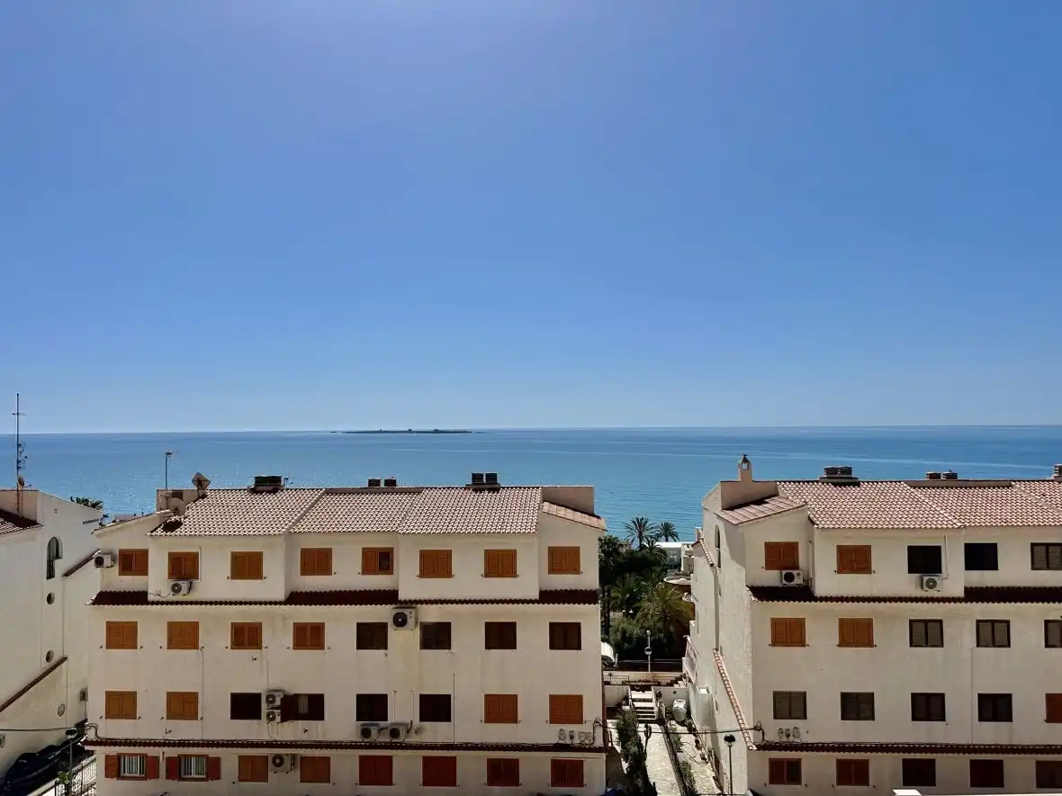 Vista exterior de Apartament en venda en Santa Pola amb Calefacció i Terrassa
