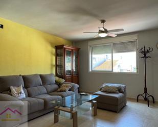 Living room of Flat for sale in Torreblanca  with Swimming Pool, Oven and Washing machine