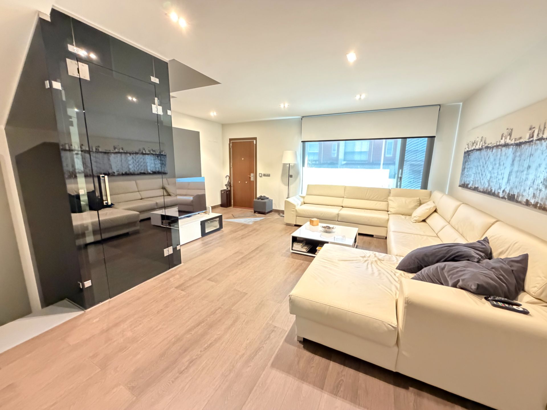 Sala de estar de Casa adosada en venta en Sagunto / Sagunt con Aire acondicionado, Terraza y Amueblado