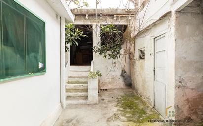 Exterior view of Flat for sale in Badalona  with Private garden