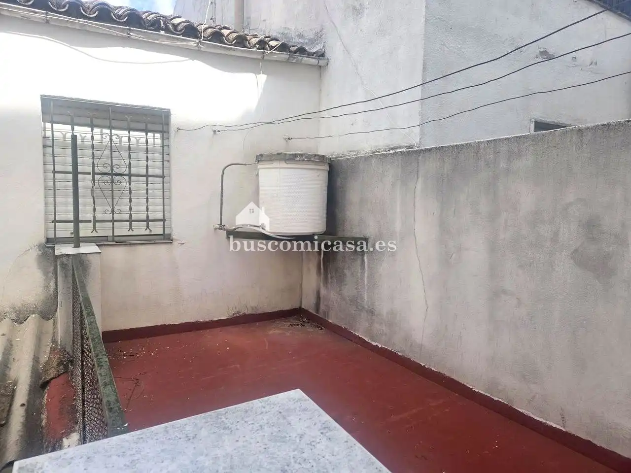 Vista exterior de Casa adosada en venda en Jaén amb Terrassa