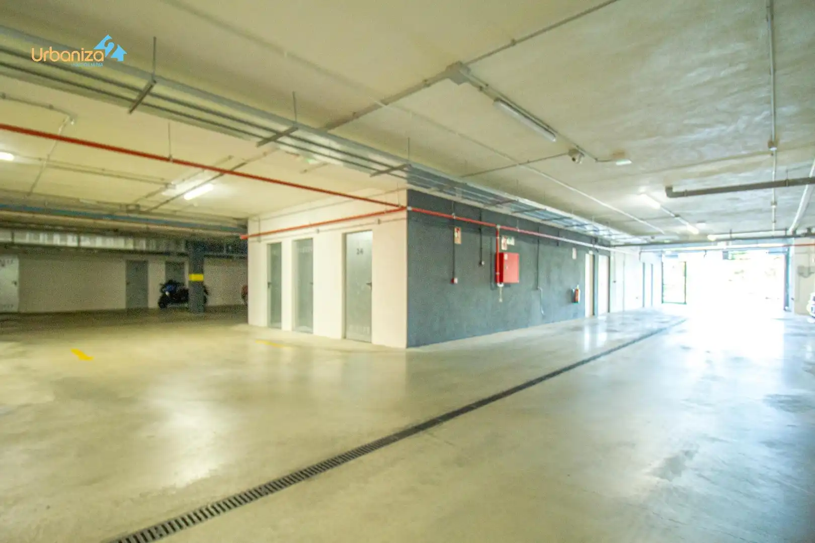 Wohnung zum Verkauf in Badajoz mit Klimaanlage, Heizung und Privatgarten