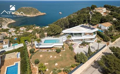 Vista exterior de Casa o xalet en venda en Jávea / Xàbia amb Aire condicionat, Calefacció i Jardí privat