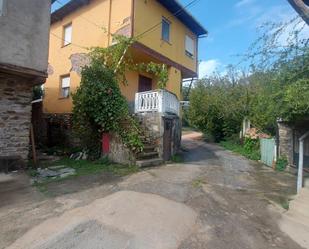 Vista exterior de Casa o xalet en venda en Ponferrada