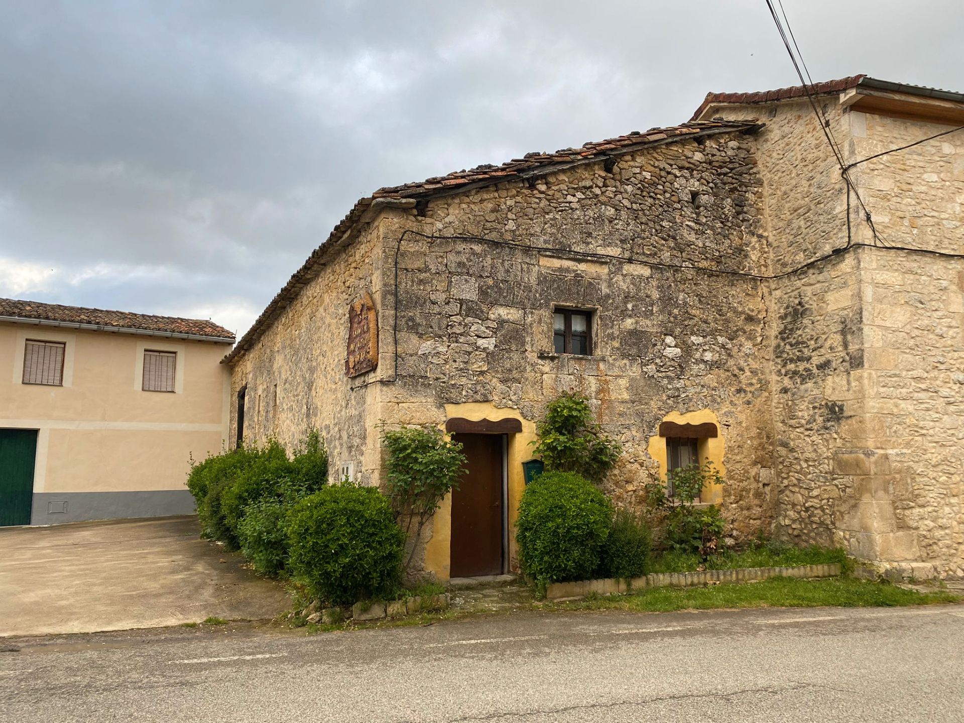 Vista exterior de Finca rústica en venda en Villarcayo de Merindad de Castilla la Vieja amb Terrassa i Moblat