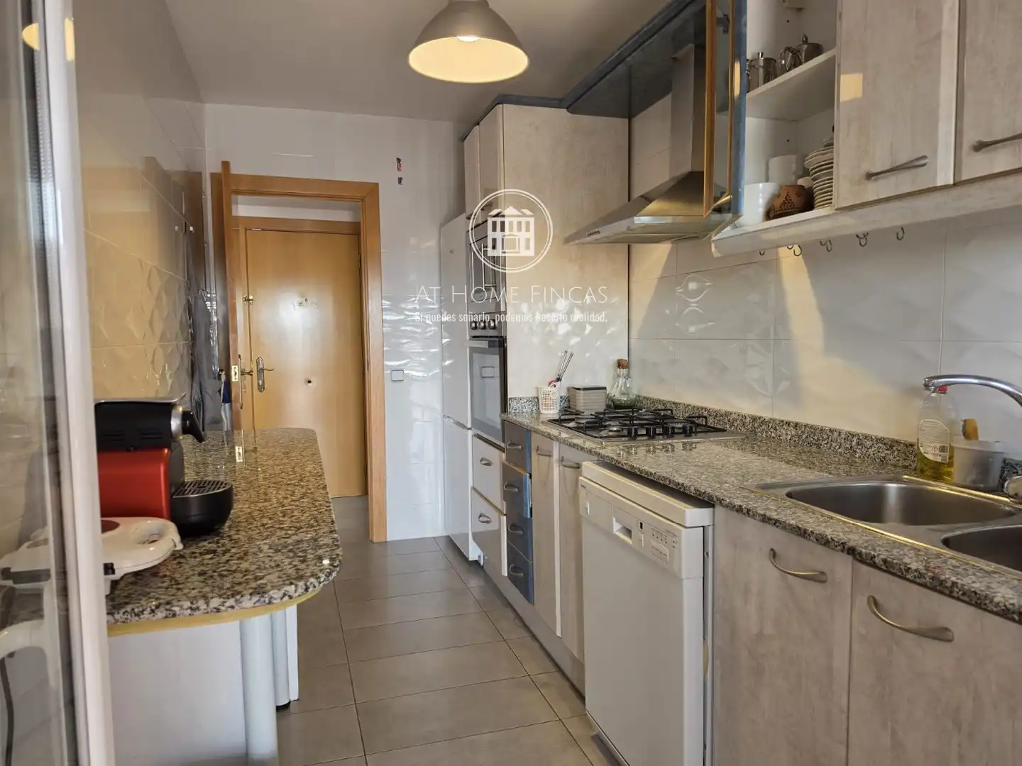 Kitchen of Flat for sale in Roda de Berà  with Terrace, Swimming Pool and Community pool