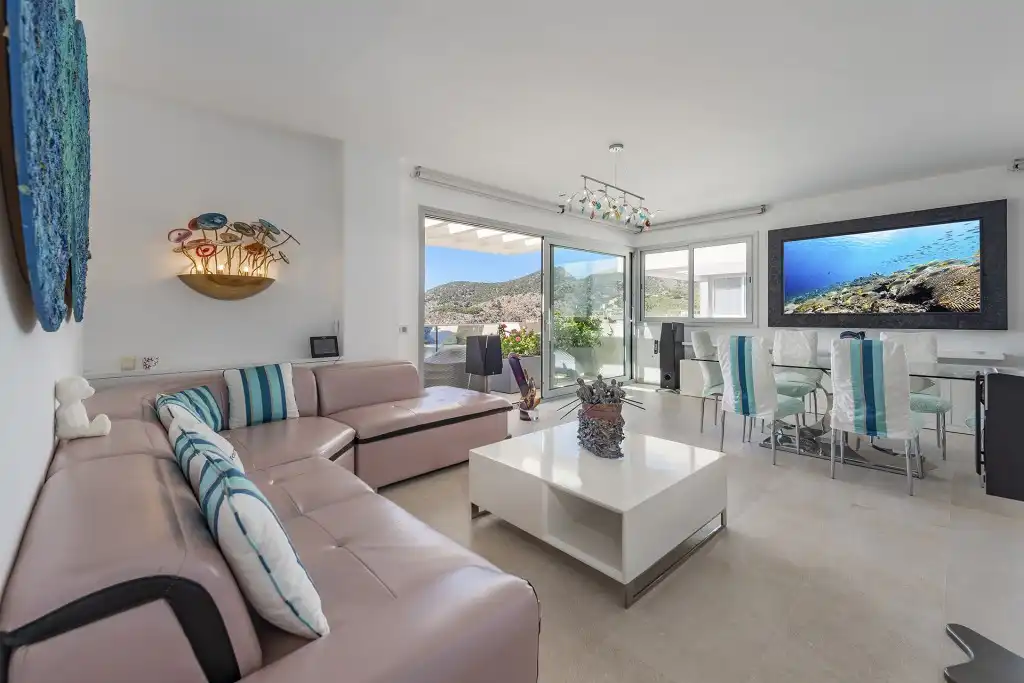 Wohnzimmer von Wohnungen zum Verkauf in Andratx mit Terrasse, Schwimmbad und Balkon