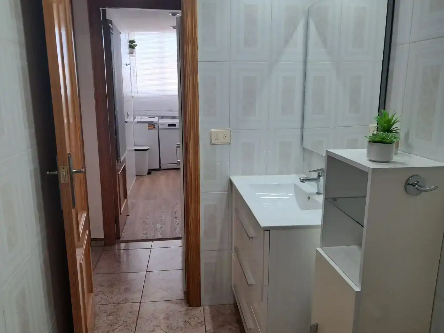 Badezimmer von Wohnung zur Miete in Miramar, Valencia