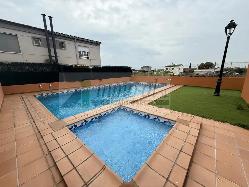 Casa adosada en venda a N/A, Playa - Ben Afeli