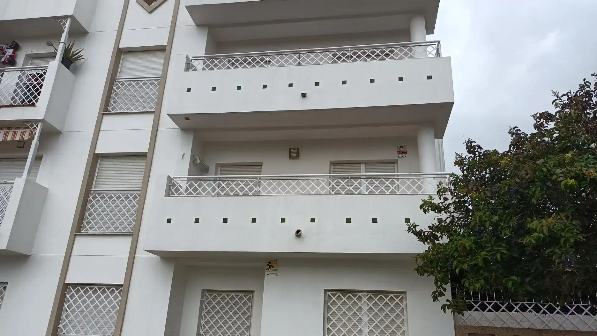 Vista exterior de Piso en venta en Rota con Aire acondicionado, Trastero y Piscina