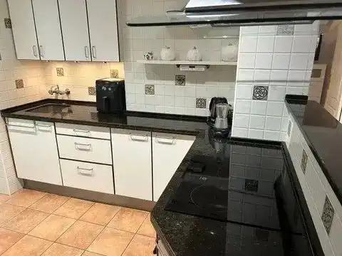 Küche von Wohnung zur Miete in Benalmádena mit Klimaanlage, Schwimmbad und Balkon