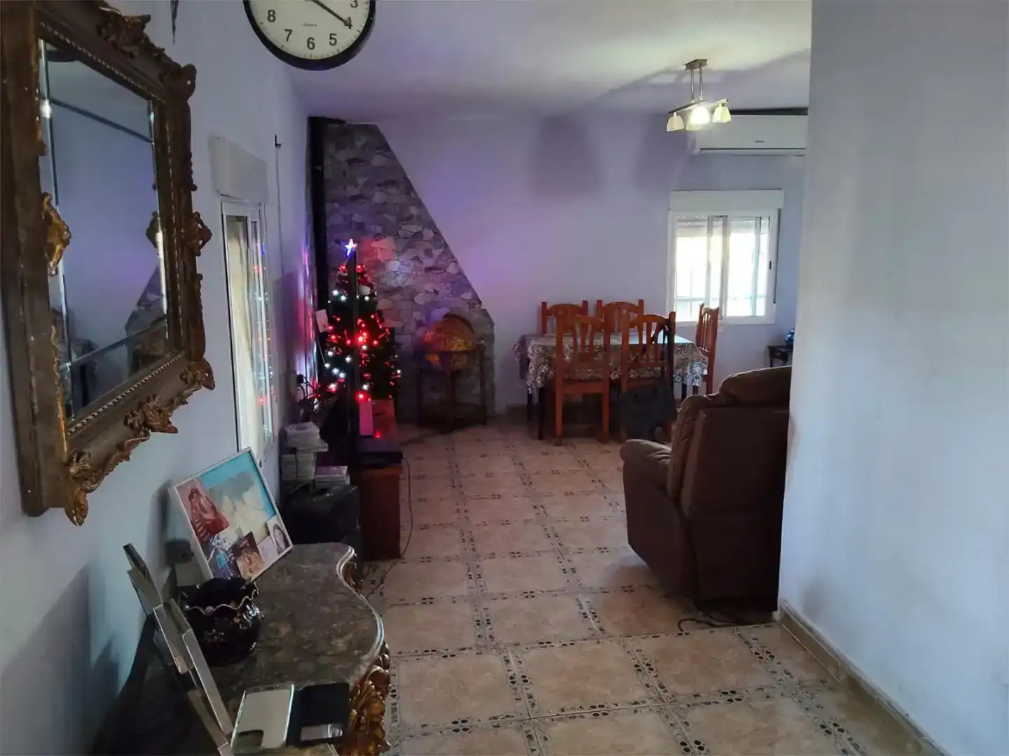 Sala d'estar de Casa o xalet en venda en Riba-roja de Túria amb Aire condicionat i Piscina